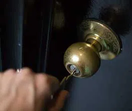Safe Key Store Glenside, PA 215-337-3194 - 13-Key-Broke-In-Lock